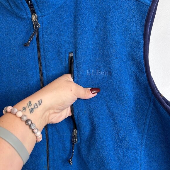 LL Bean Fleece Vest Mens XXL Tall Blue Full Zip Chest Pocket Outdoor Warm - Picture 4 of 8